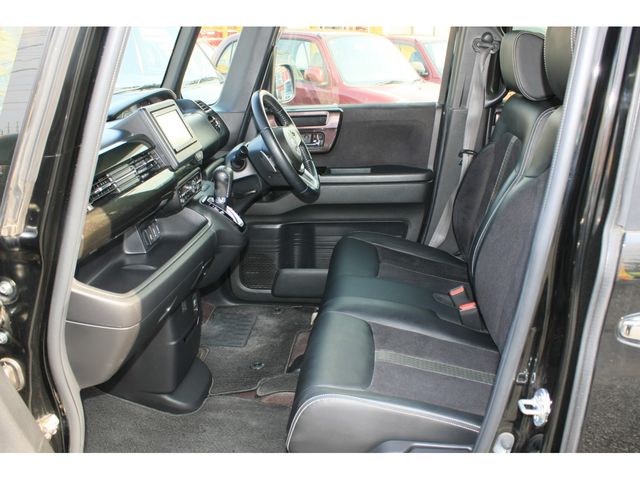 HONDA N BOX CUSTOM 2020 Image 31