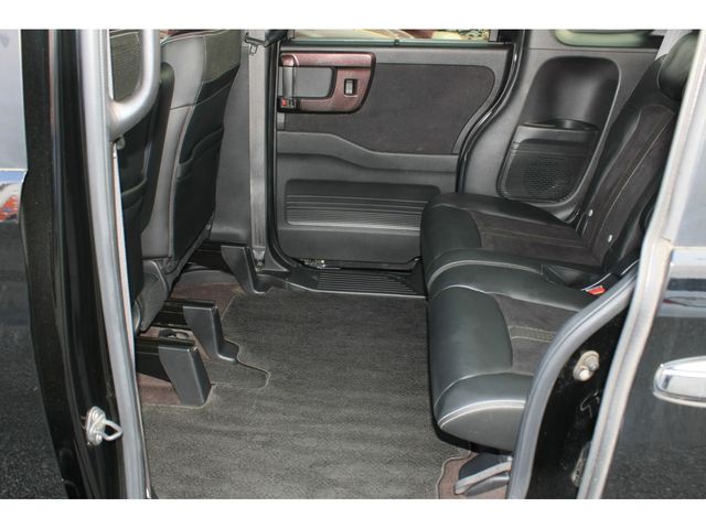 HONDA N BOX CUSTOM 2020 Image 31