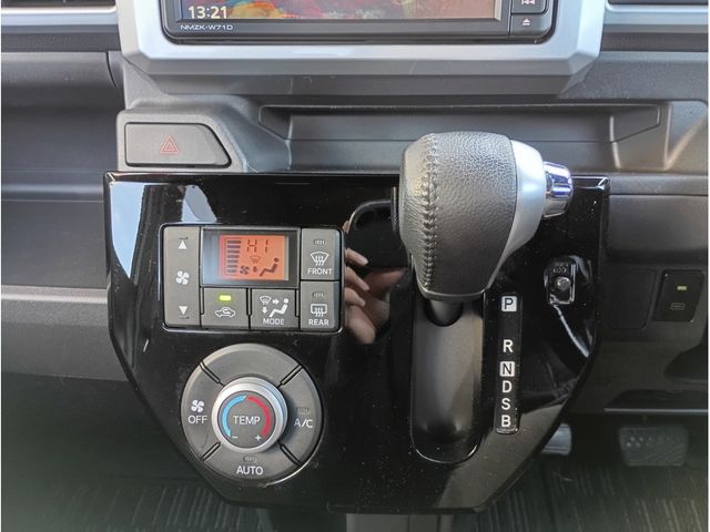 DAIHATSU WAKE 2021 Image 31