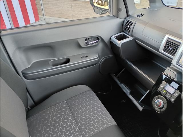 DAIHATSU WAKE 2021 Image 31