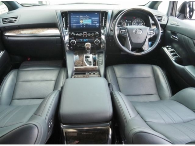 TOYOTA ALPHARD 4WD 2021 Image 31