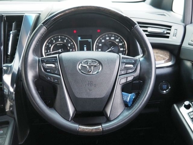 TOYOTA ALPHARD 4WD 2021 Image 31