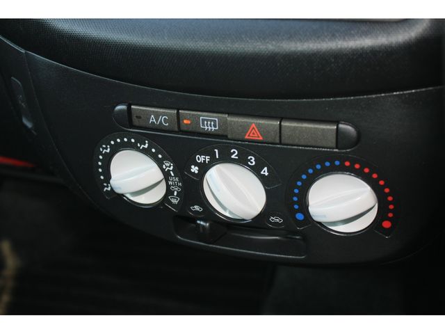 DAIHATSU ESSE CUSTOM 2011 Image 31