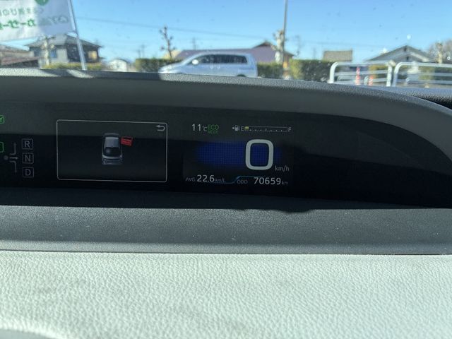 TOYOTA PRIUS 2016 Image 31