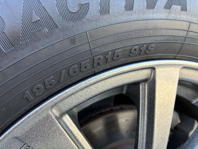 TOYOTA PRIUS 2016 Image 31