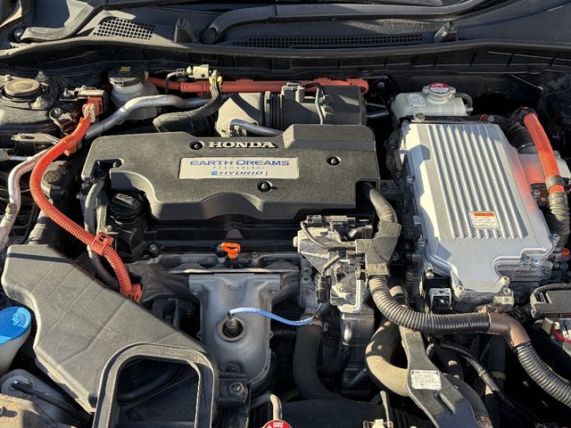 HONDA ACCORD HYBRID 2014 Image 31