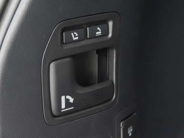 TOYOTA LANDCRUISER WAGON 2020 Image 31