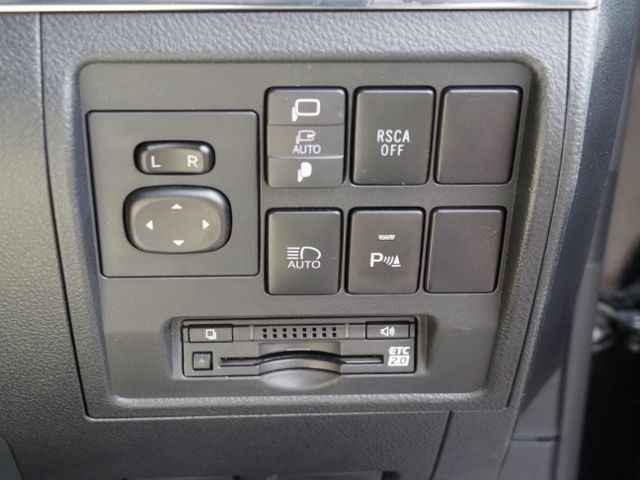 TOYOTA LANDCRUISER WAGON 2020 Image 31