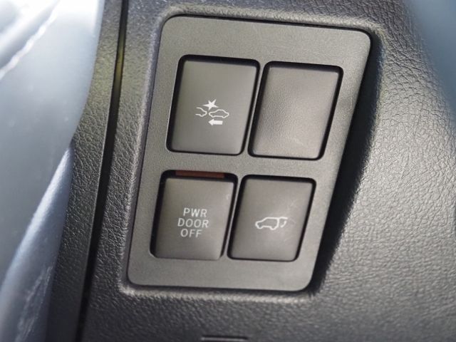 TOYOTA LANDCRUISER WAGON 2020 Image 31