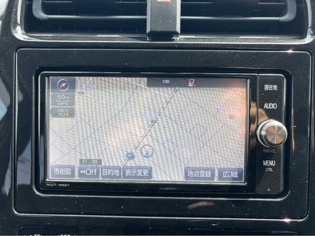 TOYOTA PRIUS 2018 Image 31