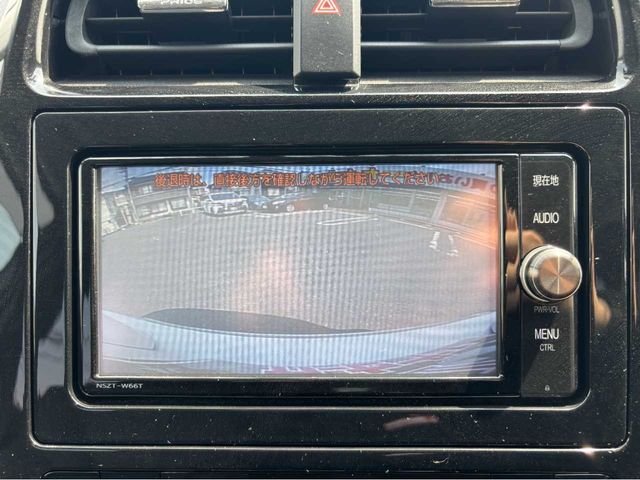 TOYOTA PRIUS 2018 Image 31