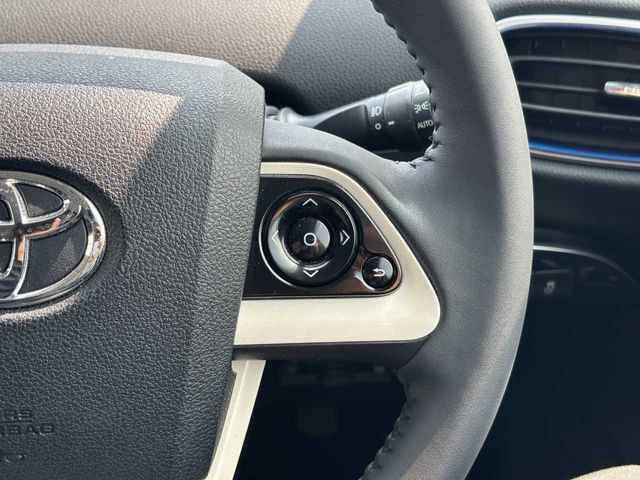 TOYOTA PRIUS 2018 Image 31