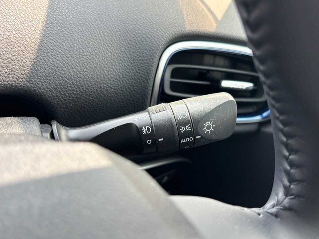 TOYOTA PRIUS 2018 Image 31