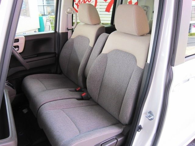 HONDA N BOX 2022 Image 31