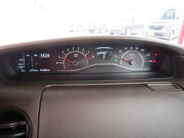 HONDA N BOX 2022 Image 31