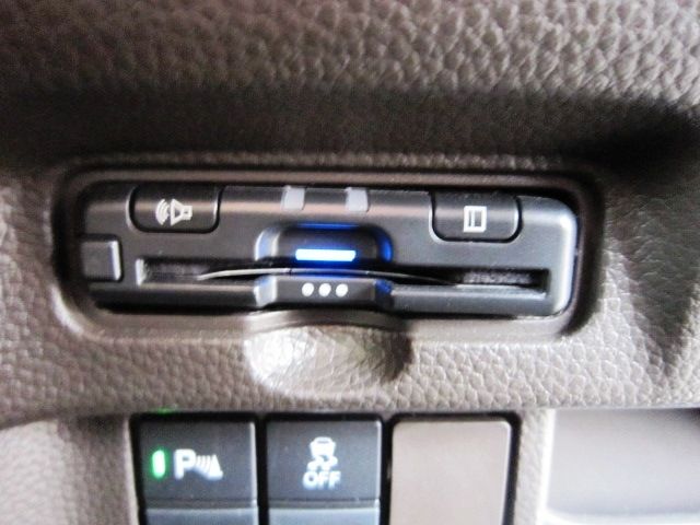 HONDA N BOX 2022 Image 31