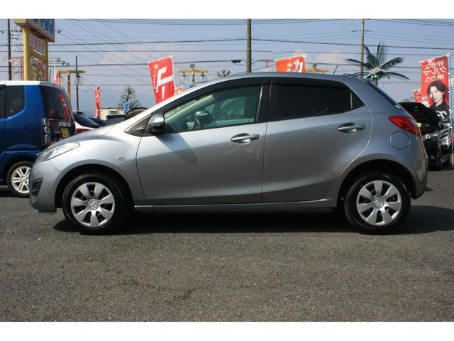 MAZDA DEMIO 2012 Image 31