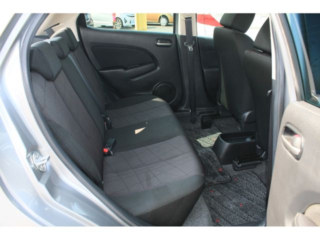 MAZDA DEMIO 2012 Image 31