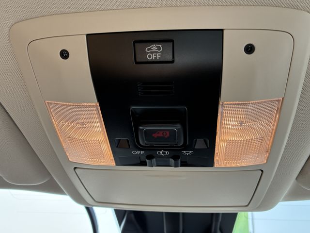 TOYOTA LEXUS CT200H 2015 Image 31