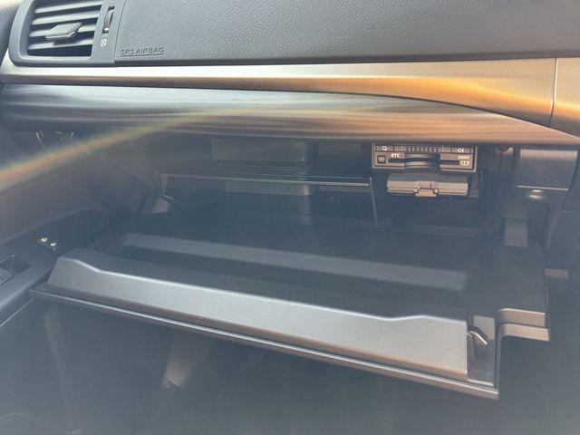 TOYOTA LEXUS CT200H 2015 Image 31