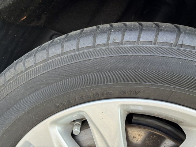 TOYOTA LEXUS CT200H 2015 Image 31