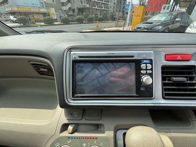 HONDA LIFE 2011 Image 31