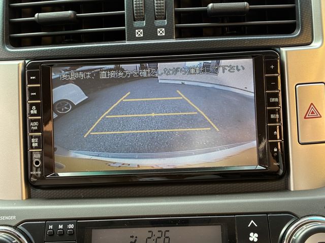 TOYOTA LANDCRUISER PRADO 2011 Image 31