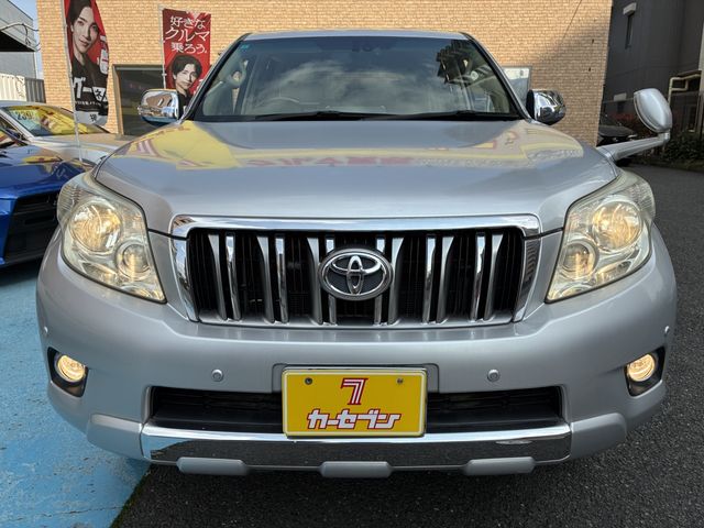 TOYOTA LANDCRUISER PRADO 2011 Image 31