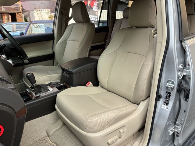 TOYOTA LANDCRUISER PRADO 2011 Image 31