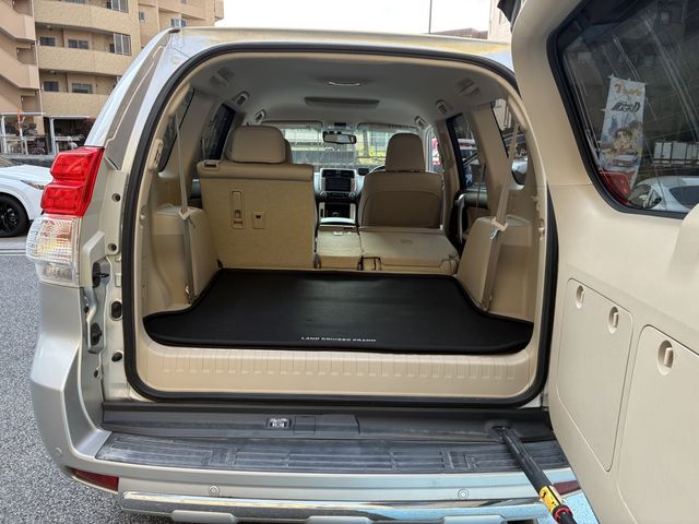 TOYOTA LANDCRUISER PRADO 2011 Image 31