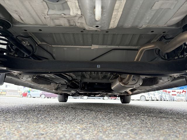 HONDA N BOX 2022 Image 31