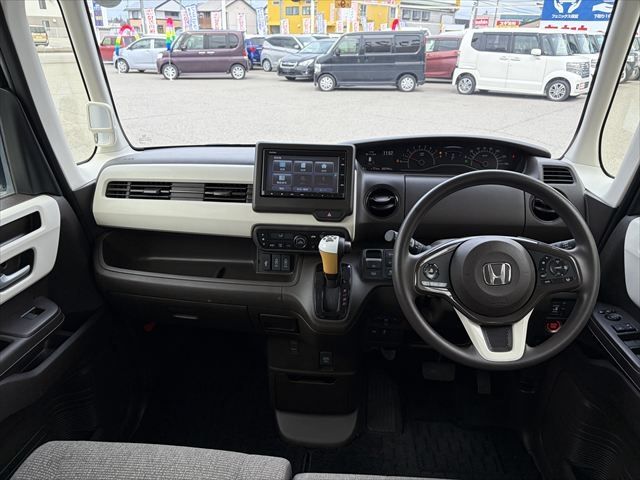 HONDA N BOX 2022 Image 31