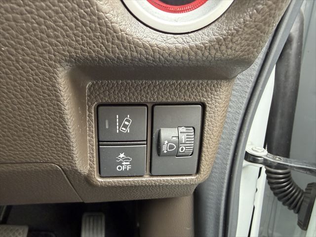 HONDA N BOX 2022 Image 31