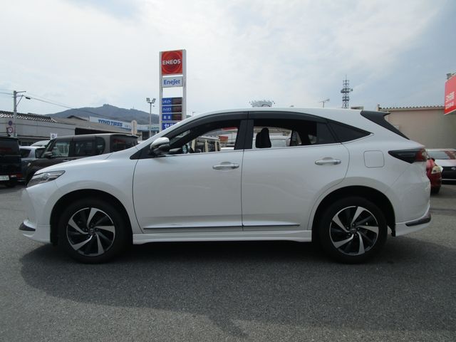 TOYOTA HARRIER 2WD 2017 Image 31