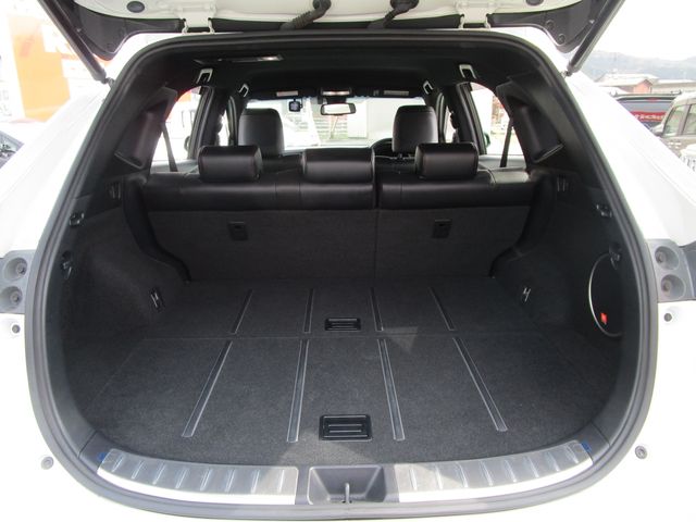 TOYOTA HARRIER 2WD 2017 Image 31