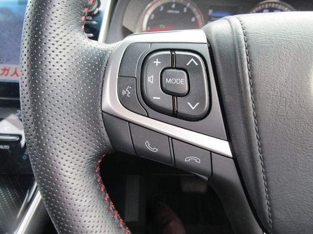 TOYOTA HARRIER 2WD 2017 Image 31