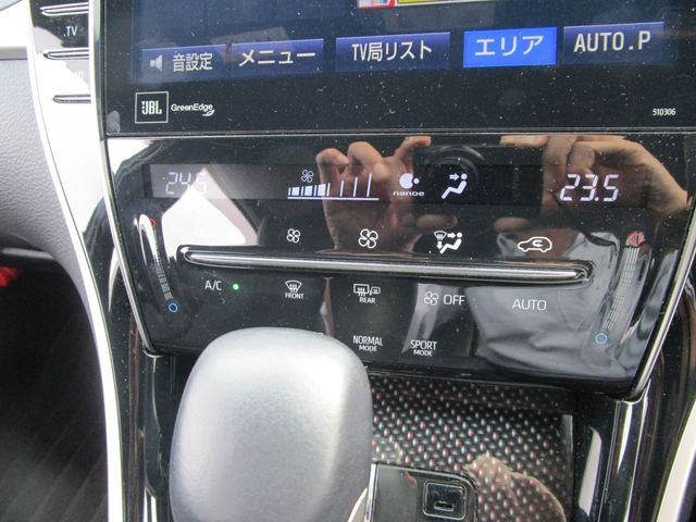 TOYOTA HARRIER 2WD 2017 Image 31