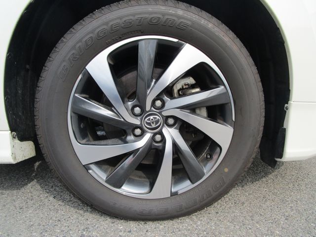 TOYOTA HARRIER 2WD 2017 Image 31