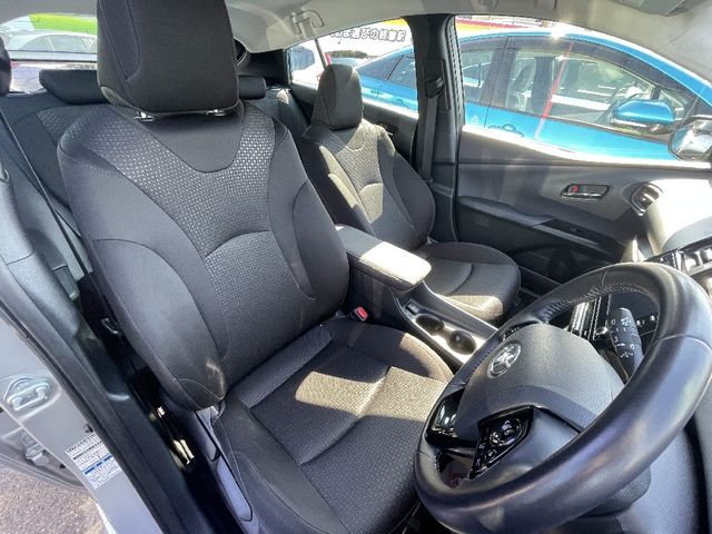 TOYOTA PRIUS 4WD 2022 Image 31