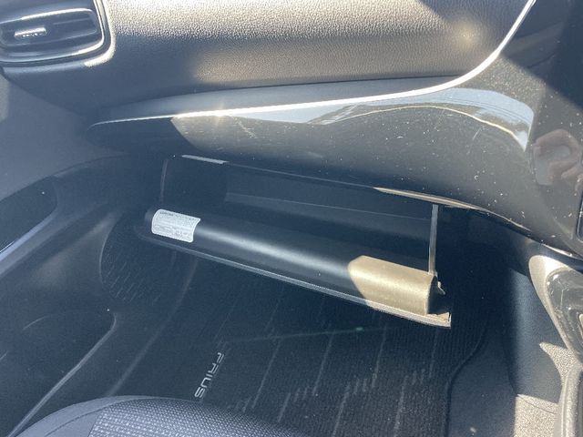 TOYOTA PRIUS 4WD 2022 Image 31