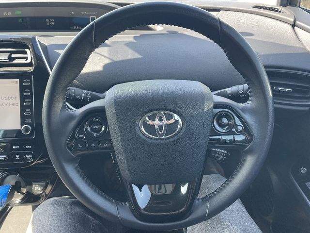 TOYOTA PRIUS 4WD 2022 Image 31