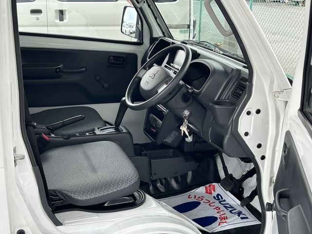 MITSUBISHI MINICAB TRUCK 2017 Image 31