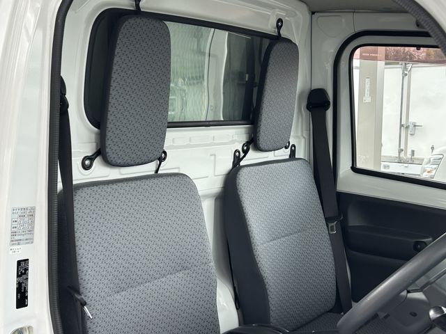 MITSUBISHI MINICAB TRUCK 2017 Image 31