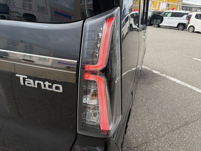 DAIHATSU TANTO CUSTOM 2023 Image 31