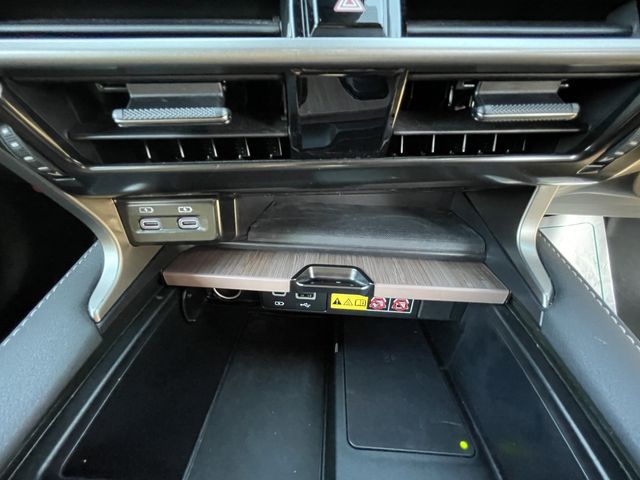 TOYOTA LEXUS RX350H 2024 Image 31