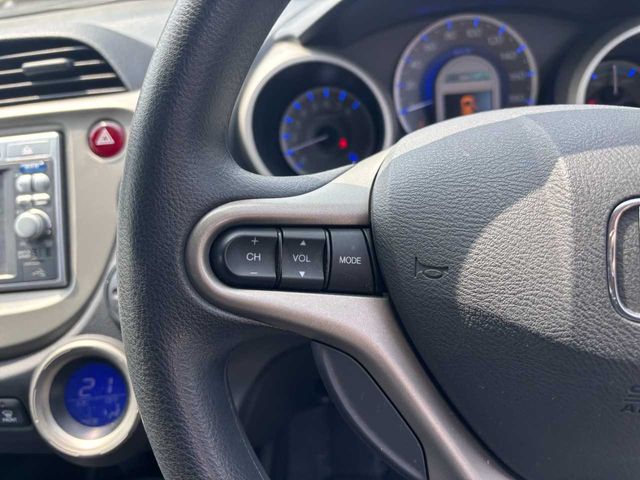 HONDA FIT HYBRID 2012 Image 31