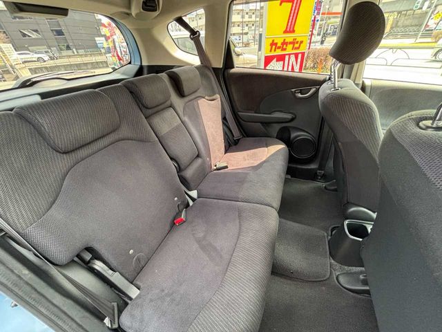 HONDA FIT HYBRID 2012 Image 31