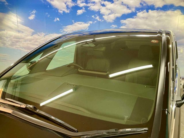 TOYOTA ALPHARD HYBRID 4WD 2023 Image 31