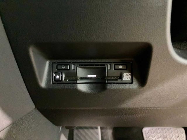 TOYOTA ALPHARD HYBRID 4WD 2023 Image 31