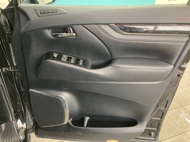 TOYOTA ALPHARD 4WD 2019 Image 31